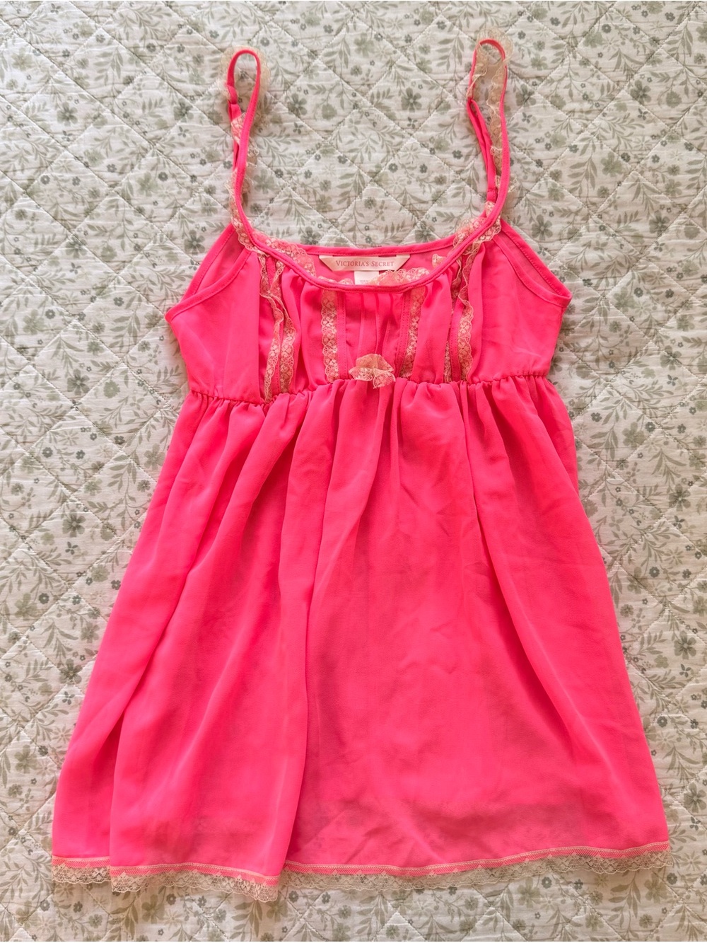 Vintage 90s Victoria’s Secret pink lace babydoll slip top